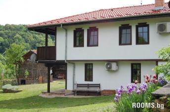 Бабината къща, Трявна, снимка