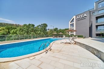 ATEA complex with private pool next to the beach, Каварна, снимка